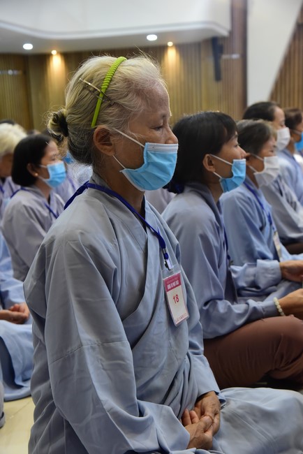 Dharma Talk “Peaceful place to stop ” – The 96th Seven-Day Retreat